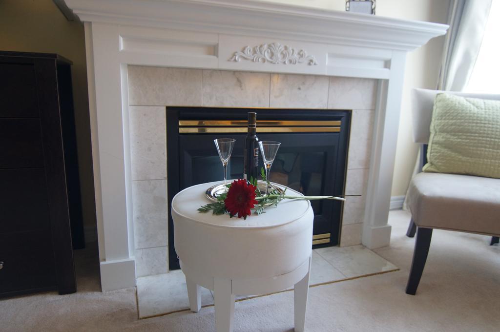 In Elegance Bed & Breakfast Niagara-on-the-Lake Room photo