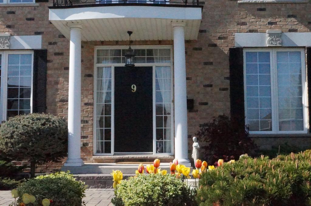 In Elegance Bed & Breakfast Niagara-on-the-Lake Exterior photo