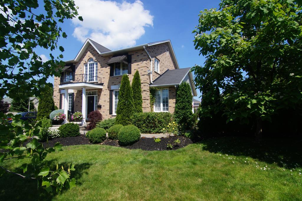 In Elegance Bed & Breakfast Niagara-on-the-Lake Exterior photo